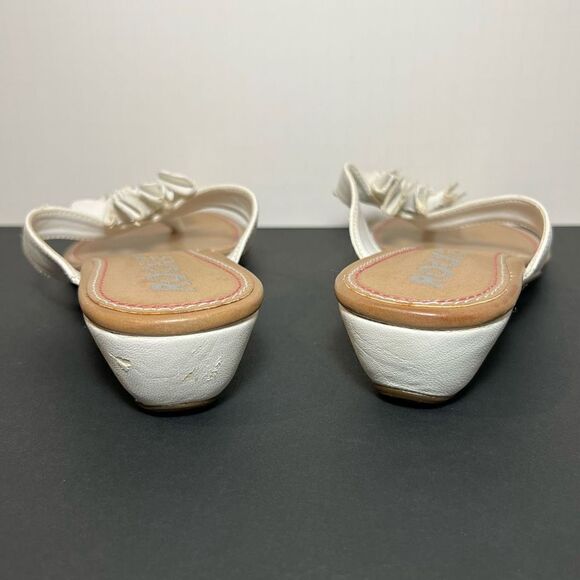 Womens ROCKET DOG White Floral Flip Flop Sandals / Size 8.5 Medium - Picture 4 of 8